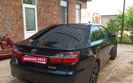 Toyota Camry, 2018 год, 2 050 000 рублей, 6 фотография