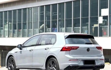 Volkswagen Golf VIII, 2023 год, 1 890 000 рублей, 4 фотография