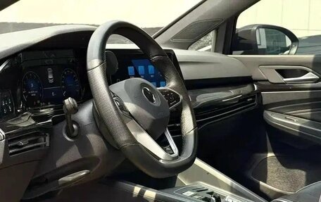 Volkswagen Golf VIII, 2023 год, 1 890 000 рублей, 6 фотография
