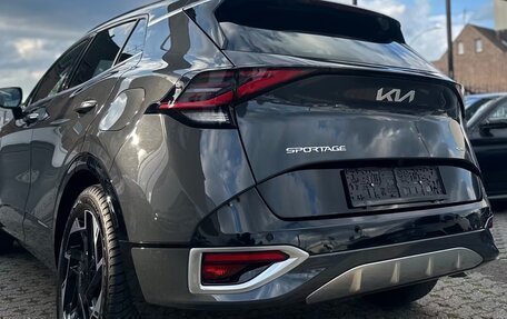 KIA Sportage IV рестайлинг, 2023 год, 2 600 000 рублей, 17 фотография