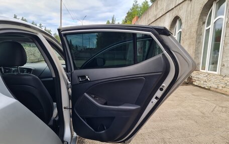 KIA Optima III, 2012 год, 900 000 рублей, 15 фотография