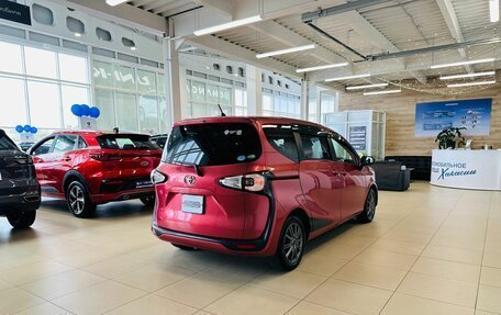 Toyota Sienta II, 2016 год, 1 329 000 рублей, 6 фотография