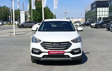 Hyundai Santa Fe III рестайлинг, 2017 год, 2 300 000 рублей, 2 фотография