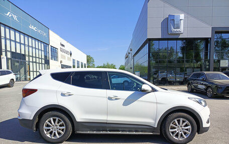 Hyundai Santa Fe III рестайлинг, 2017 год, 2 300 000 рублей, 5 фотография