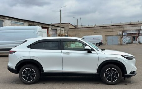 Honda Vezel, 2022 год, 1 740 000 рублей, 4 фотография