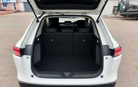 Honda Vezel, 2022 год, 1 740 000 рублей, 7 фотография