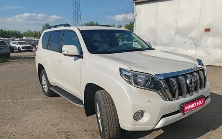 Toyota Land Cruiser Prado 150 рестайлинг 2, 2015 год, 4 900 000 рублей, 1 фотография
