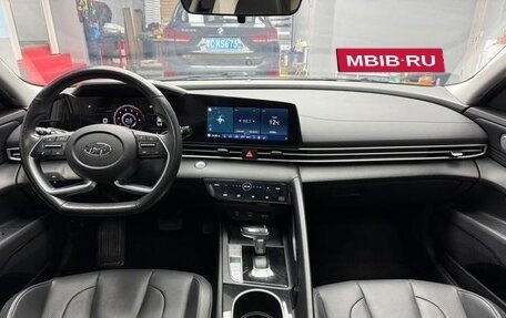 Hyundai Elantra, 2022 год, 1 345 000 рублей, 9 фотография