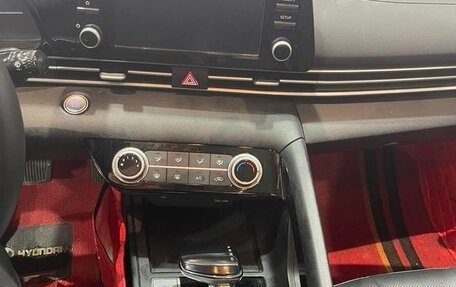 Hyundai Elantra, 2022 год, 1 280 000 рублей, 9 фотография