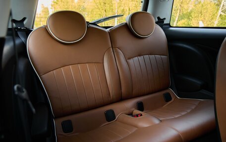 MINI Hatch, 2010 год, 1 350 000 рублей, 15 фотография