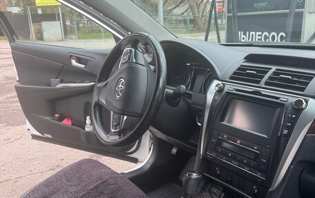 Toyota Camry, 2016 год, 2 600 000 рублей, 6 фотография
