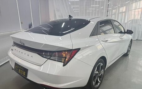 Hyundai Elantra, 2022 год, 1 236 000 рублей, 4 фотография