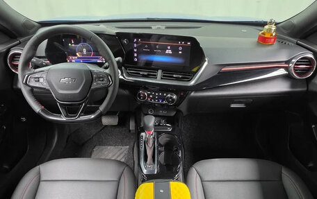 Chevrolet Trax, 2025 год, 1 790 000 рублей, 5 фотография