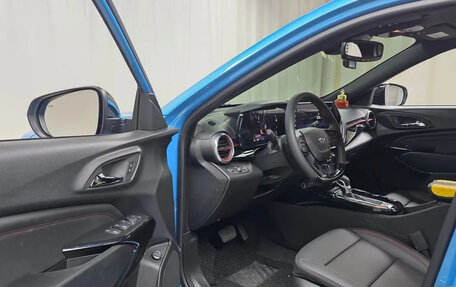 Chevrolet Trax, 2025 год, 1 790 000 рублей, 8 фотография