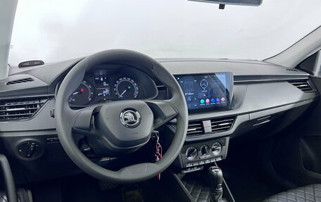 Skoda Rapid II, 2021 год, 1 490 000 рублей, 10 фотография