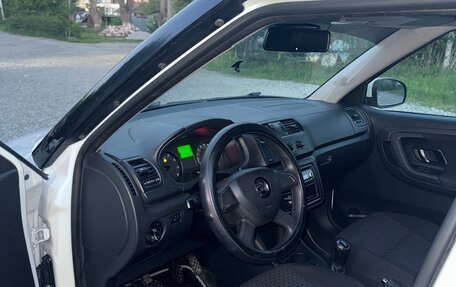 Skoda Fabia II, 2013 год, 340 000 рублей, 8 фотография