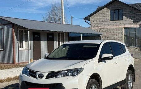 Toyota RAV4, 2013 год, 1 580 000 рублей, 2 фотография