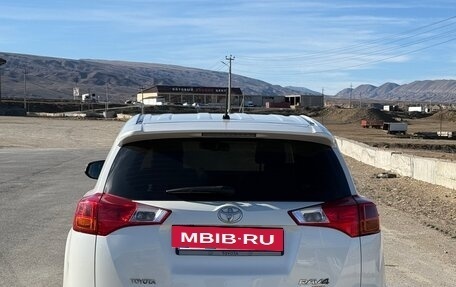 Toyota RAV4, 2013 год, 1 580 000 рублей, 6 фотография