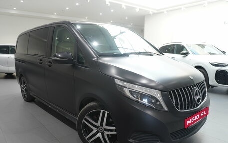 Mercedes-Benz V-Класс, 2019 год, 3 990 000 рублей, 3 фотография