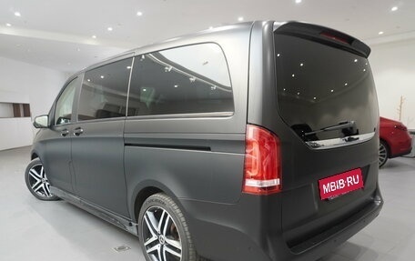 Mercedes-Benz V-Класс, 2019 год, 3 990 000 рублей, 6 фотография