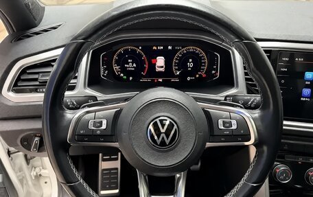 Volkswagen T-Roc I, 2023 год, 1 840 009 рублей, 12 фотография