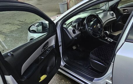 Chevrolet Cruze II, 2011 год, 700 000 рублей, 12 фотография