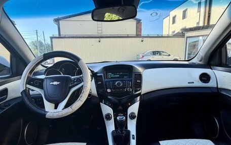 Chevrolet Cruze II, 2012 год, 535 000 рублей, 10 фотография