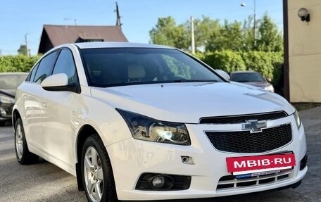 Chevrolet Cruze II, 2012 год, 535 000 рублей, 3 фотография