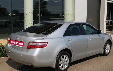 Toyota Camry, 2008 год, 985 000 рублей, 2 фотография
