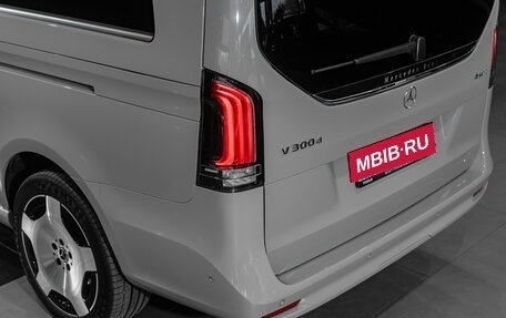 Mercedes-Benz V-Класс, 2026 год, 15 000 000 рублей, 10 фотография
