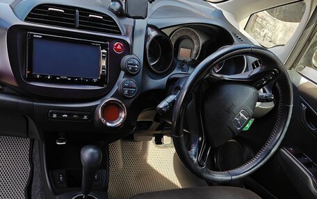 Honda Fit III, 2013 год, 920 000 рублей, 9 фотография