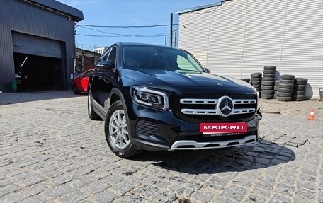 Mercedes-Benz GLB, 2020 год, 2 990 000 рублей, 13 фотография