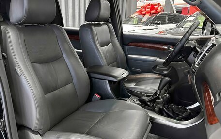 Toyota Land Cruiser Prado 120 рестайлинг, 2006 год, 2 230 000 рублей, 16 фотография