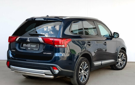 Mitsubishi Outlander III рестайлинг 3, 2016 год, 2 100 000 рублей, 5 фотография