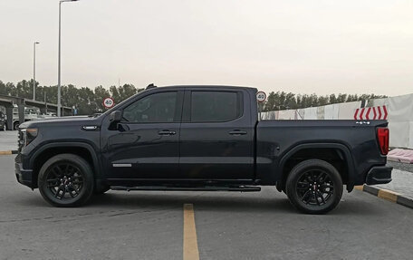 GMC Sierra, 2025 год, 5 600 000 рублей, 4 фотография