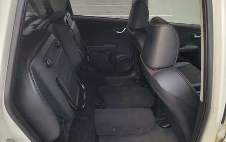 Honda Fit Shuttle I рестайлинг, 2012 год, 900 000 рублей, 9 фотография