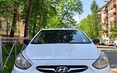 Hyundai Solaris II рестайлинг, 2013 год, 580 000 рублей, 1 фотография