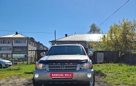 Toyota Highlander III, 2001 год, 1 444 000 рублей, 2 фотография