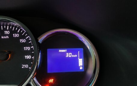 Renault Sandero II рестайлинг, 2018 год, 870 000 рублей, 18 фотография