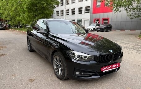 BMW 3 серия, 2017 год, 2 490 000 рублей, 9 фотография
