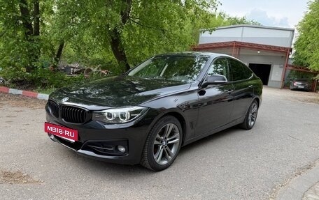 BMW 3 серия, 2017 год, 2 490 000 рублей, 3 фотография