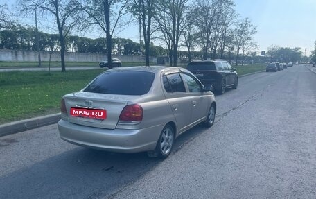 Toyota Platz, 2004 год, 345 000 рублей, 3 фотография