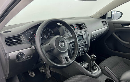 Volkswagen Jetta VI, 2013 год, 1 044 000 рублей, 10 фотография