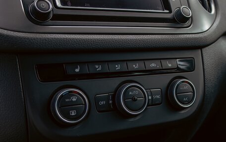 Volkswagen Tiguan I, 2016 год, 1 345 000 рублей, 15 фотография
