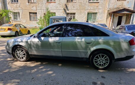 Audi A6, 2002 год, 380 000 рублей, 10 фотография
