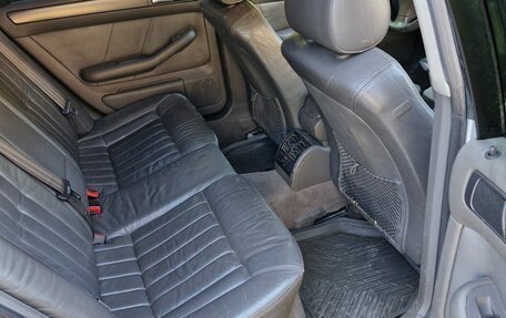 Audi A6, 2002 год, 380 000 рублей, 17 фотография
