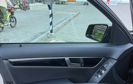 Mercedes-Benz C-Класс, 2013 год, 170 000 рублей, 11 фотография
