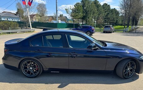BMW 3 серия, 2013 год, 1 900 000 рублей, 4 фотография