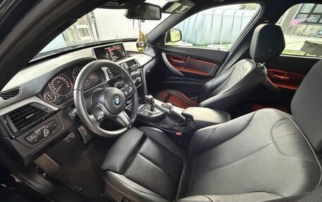 BMW 3 серия, 2013 год, 1 900 000 рублей, 10 фотография