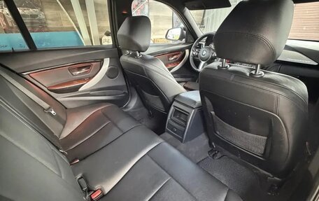 BMW 3 серия, 2013 год, 1 900 000 рублей, 14 фотография